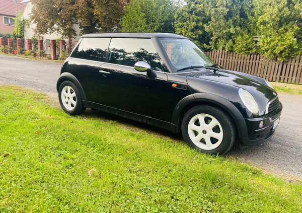 MINI ONE cena 7999 przebieg: 205900, rok produkcji 2002 z Legnica małe 137